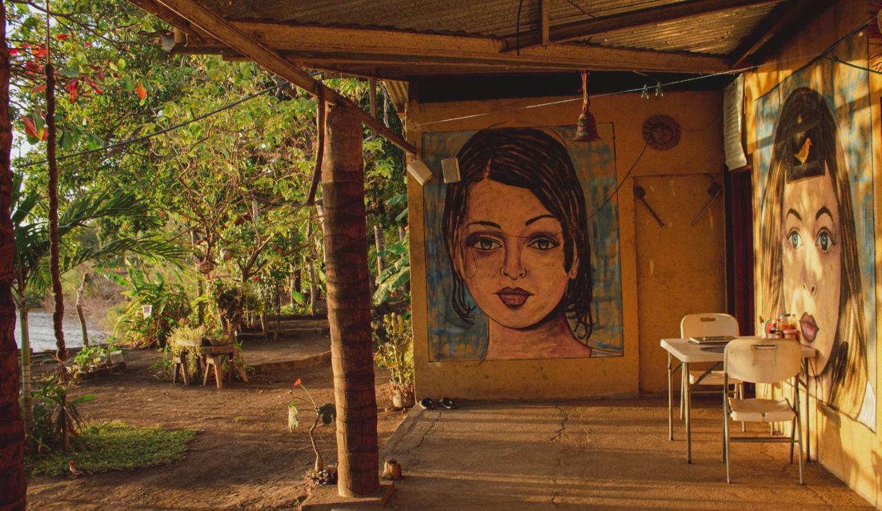 La Casa Del Artista Apartment Esquipulas Luaran gambar